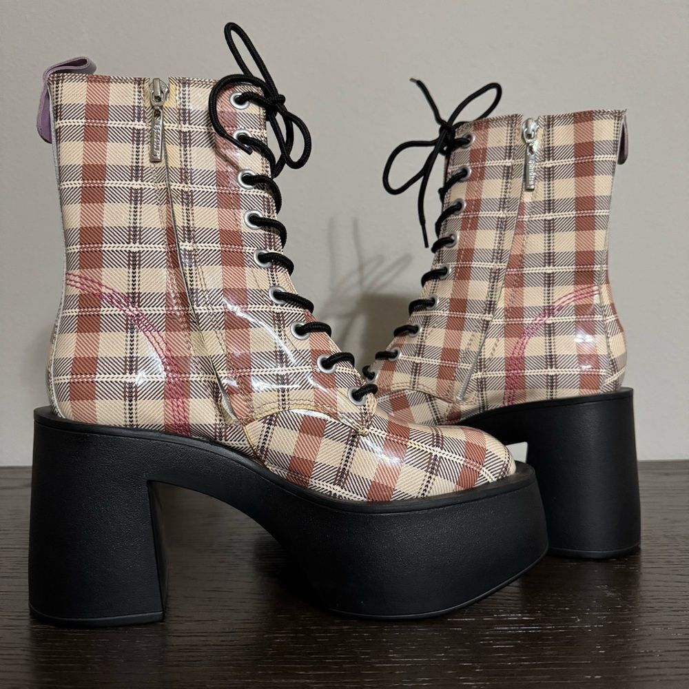Larroude Plaid Patent Leather Chunky Heel Platform Combat Boot Size 8‎